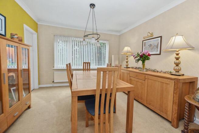 3 bed Bungalow for sale Image 7