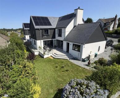 Deer Park Road, Tavistock