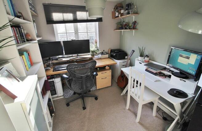 Photo 8