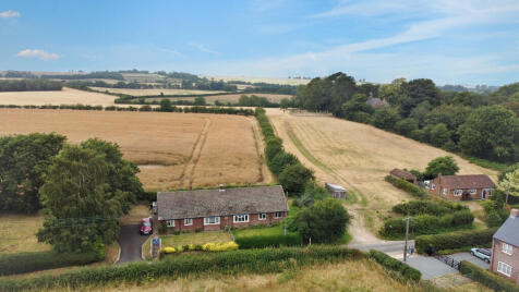 1, Manor farm Bungalow, Scamblesby LN11 9XP