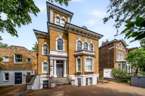 Flat, 70, Loampit Hill, Lewisham, London SE13 7SX