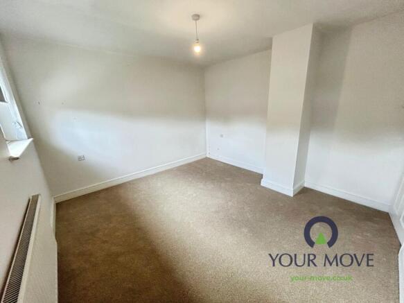 3 bed Semi-Detached to rent Image 11