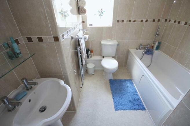 Family Bathroo...