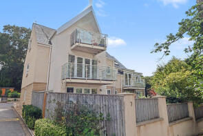 Flat 4, 7 Windsor Place, Windsor Road, Poole BH14 8SE
