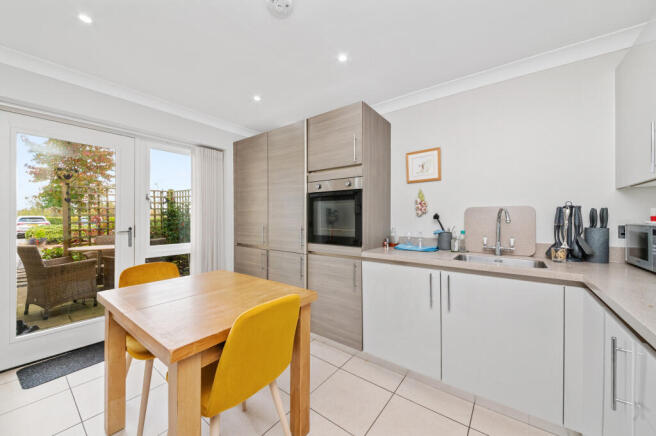 2 bed Retirement Property for sale Image 8