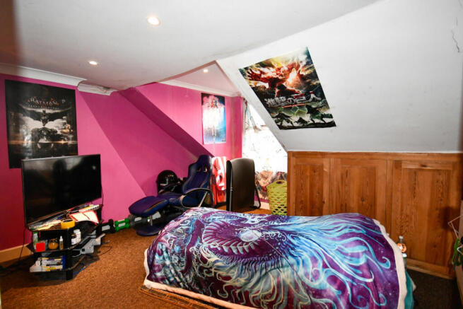 3 bed Terraced for sale Image 6