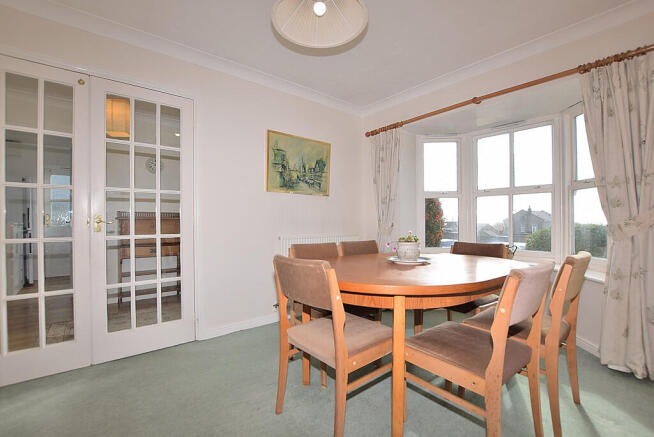 2 bed Semi-Detached Bungalow for sale Image 7