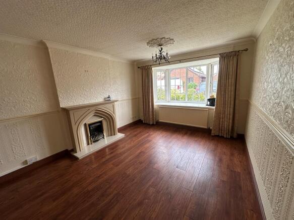 3 bed Detached Bungalow for sale Image 5