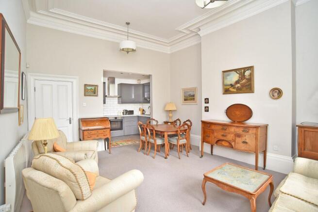 2 bed Apartment for sale Image 6