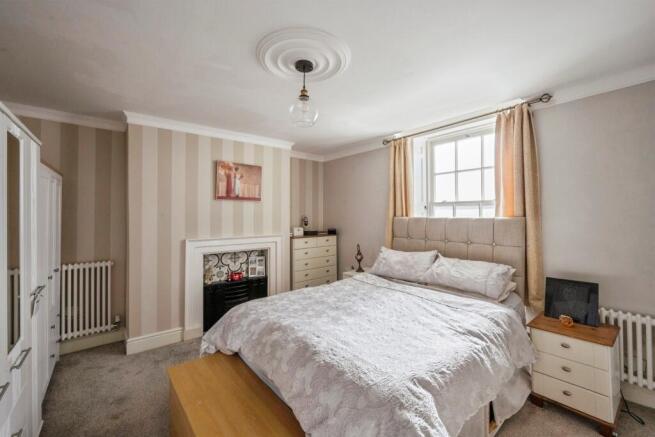 2 bed Maisonette for sale Image 10