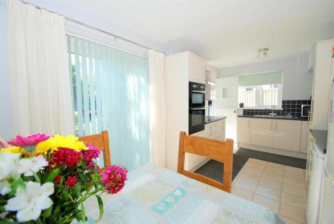 Kitchen/Dining Room