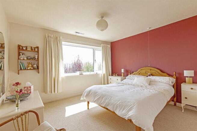 Bedroom 3-1.jpg