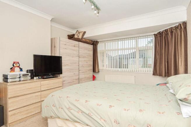 3 bed Semi-Detached for sale Image 11
