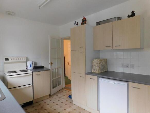 Kitchen/Utility