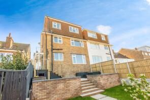 24, Fairlight Avenue, Peacehaven BN10 7BN