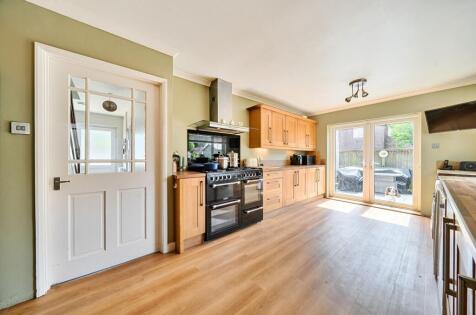 Station Road, Lyminge, CT18