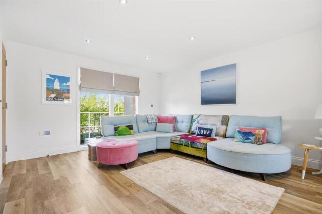 7 Lords Terrace, Southwold 8.jpg
