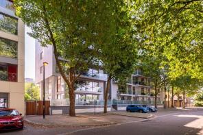Flat 22, Lock House Tavern Quay, Rope Street, London SE16 7FB