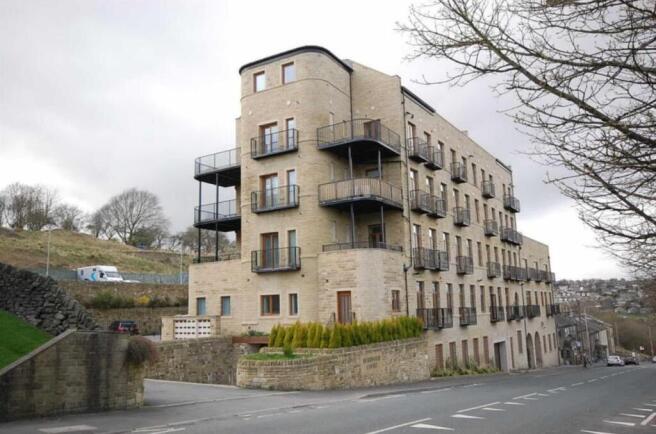 Bramleys Estate Agents - 6 Burrwood Court