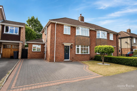 Beverley Road, Tilehurst, Reading