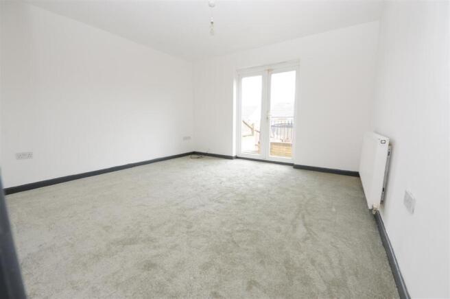 2 bed Semi-Detached for sale Image 6