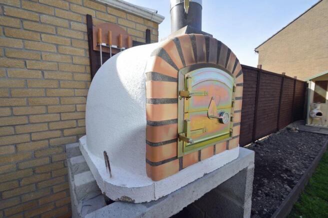 Pizza Oven