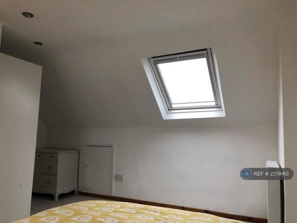 3 bed Terraced to rent Image 11