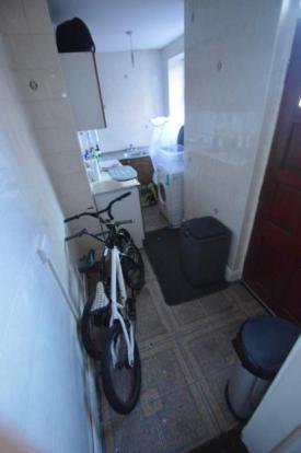 5 bed Terraced to rent Image 5