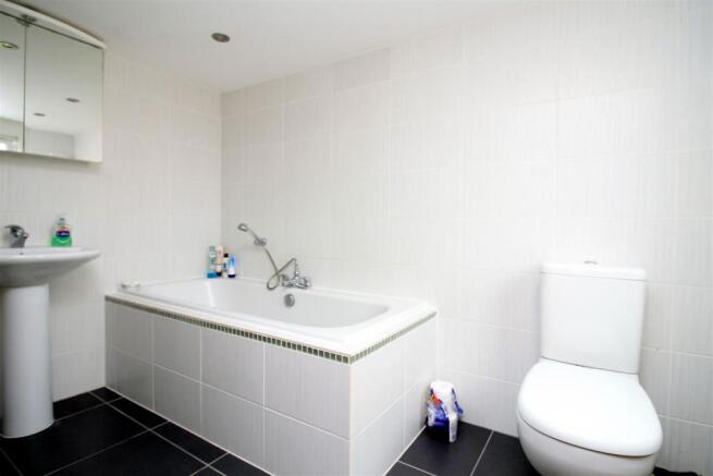En Suite Bathroom