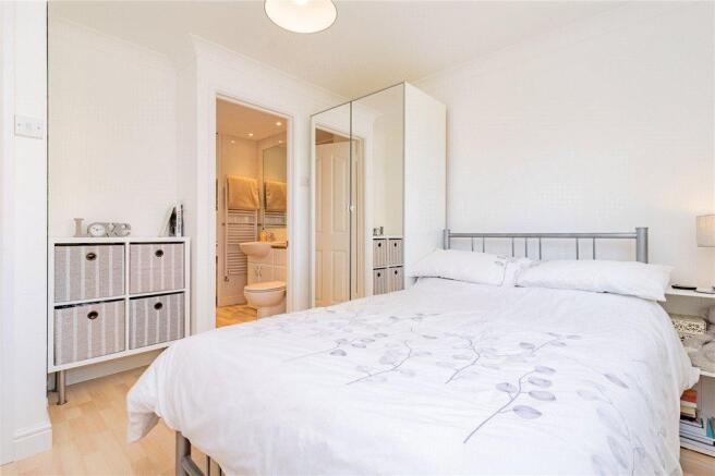 Bedroom 4 (1)