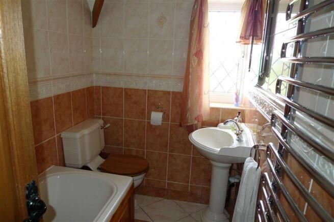Photo 10
