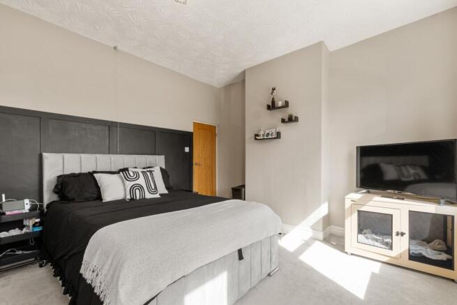 2 bed Terraced for sale Image 11