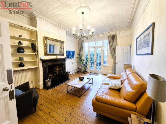 2 bed flat with garden /Mount Road, London NW4