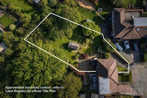 Selworthy Close, Whitecliff , BH14
