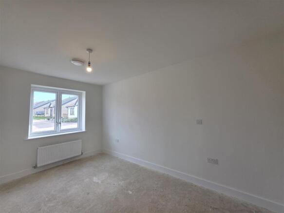 2 bed Semi-Detached for sale Image 6