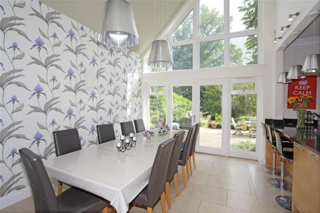 Breakfast Room