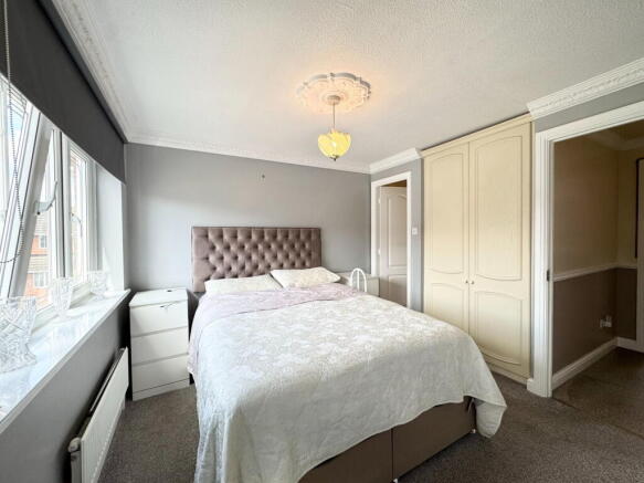 3 bed Detached for sale Image 9