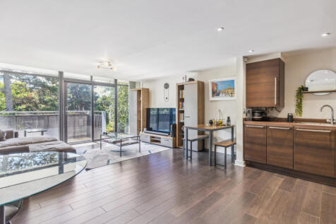Apartment 10, Brunel Court, Manor Road, St. Albans, Hertfordshire