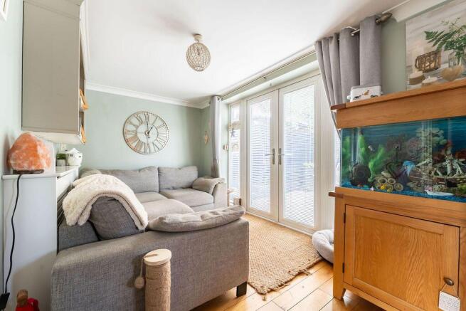 3 bed Semi-Detached for sale Image 6