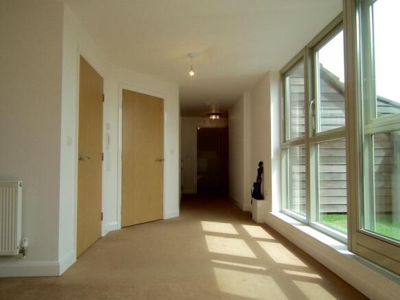 3.Hallway.jpg