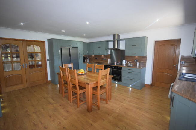 KITCHEN/DINER