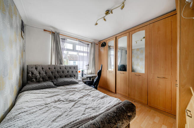 3 bed Terraced for sale Image 7