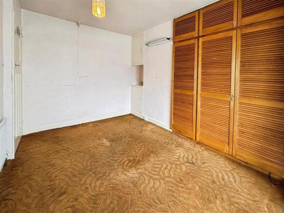 3 bed Semi-Detached for sale Image 10