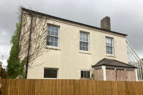 Vine Cottage, Vale Croft Woods, Shoe Lane, Farnborough, Hampshire, GU11 2HE