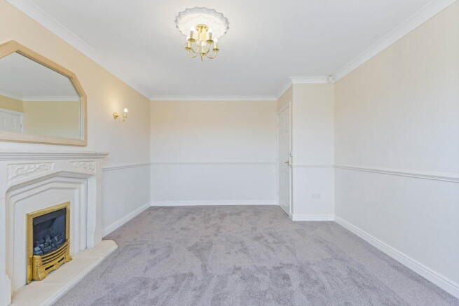 2 bed Semi-Detached Bungalow for sale Image 5