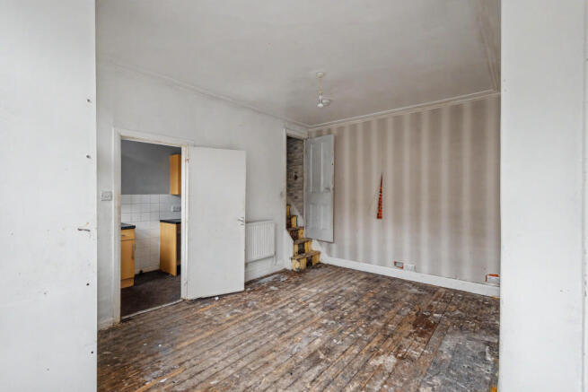 15 Bexley Grove, Harehills, Leeds, West Yorkshire, LS8 5NZ