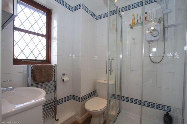En Suite 1