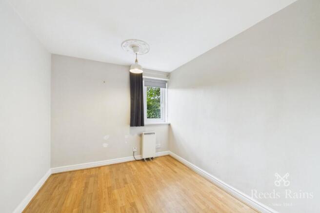 2 bed Apartment for sale Image 6