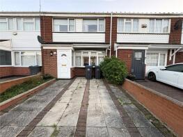 3a, Dyce Close, Birmingham B35 6JX