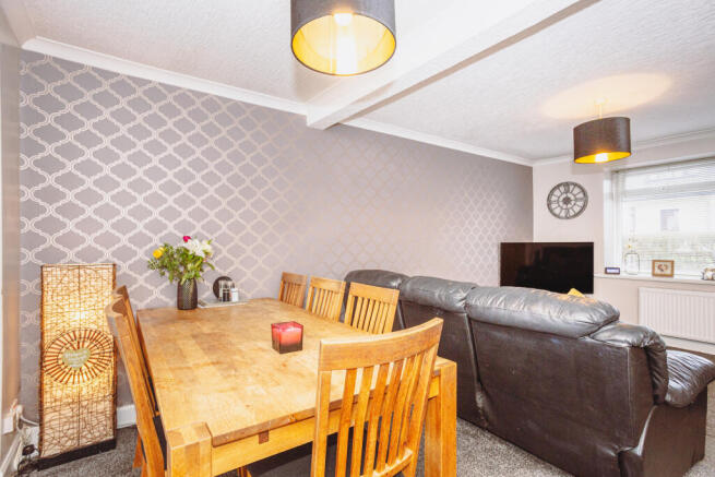 Living/Dining Room